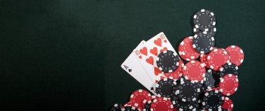 jupiterqq mobile app interface showing football markets and live-dealer tables